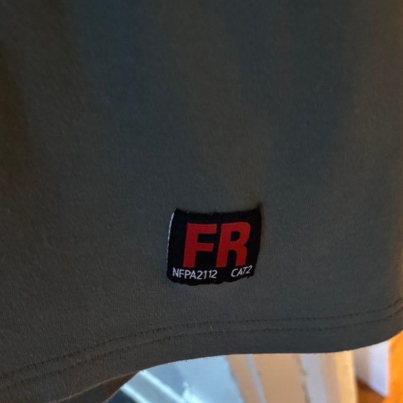 BOCOMAL FR Henley Gray Shirt with Red Logo - Picture 4 of 5